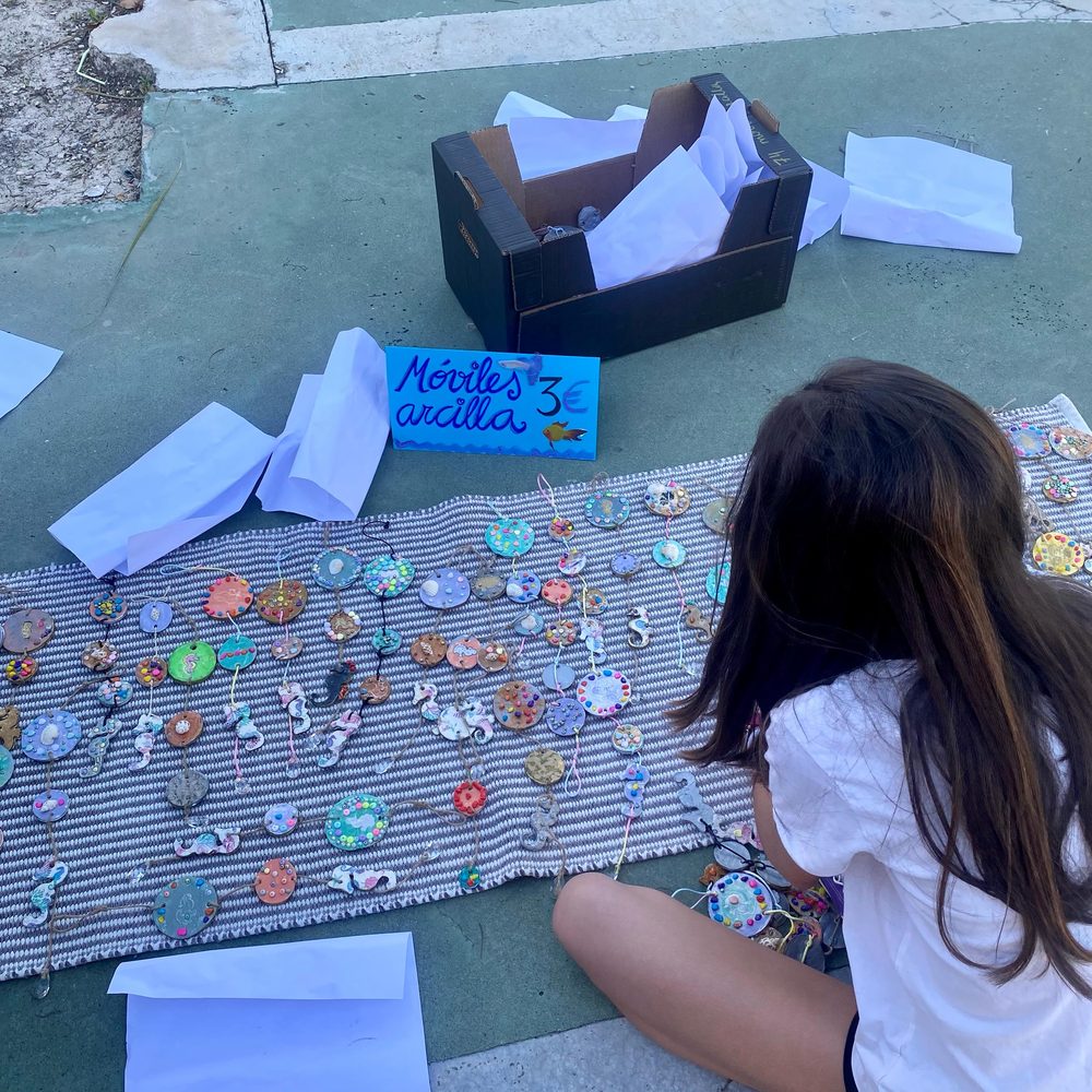 Alumnado de Tercer Ciclo del CEIP Ntra. Sra. de Fatima en un proyecto de Aprendizaje Servicio
